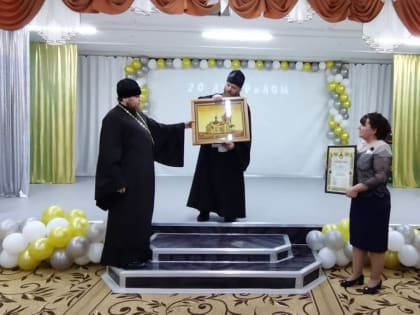 Священники поздравили с юбилеем Ванаварский детский дом