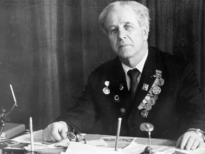 Сегодня исполнилось 100 лет первому главному врачу, основателю Больницы скорой медицинской помощи Красноярска Карповичу Николаю Семеновичу