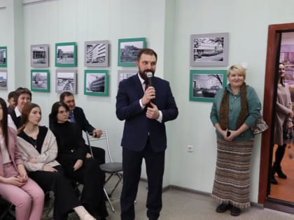 Школьники Сосновоборска встретились с Юрием Воробьёвым, заместителем Председателя Совета Федерации, почётным гражданином Сосновоборска