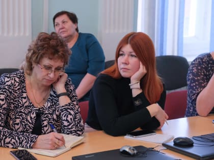 Учителя истории и обществознания выступили с докладами на Рождественских чтениях