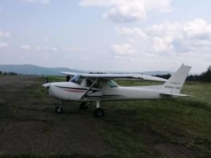 В Красноярском крае пилот без допуска катал людей на самолете