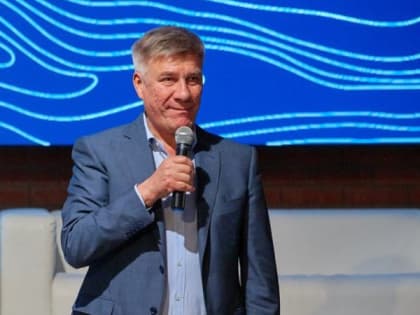Владимир Демидов поздравил представителей туриндустрии с профессиональным праздником