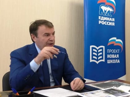 Виктор Зубарев провел прием граждан по личным вопросам в Красноярске