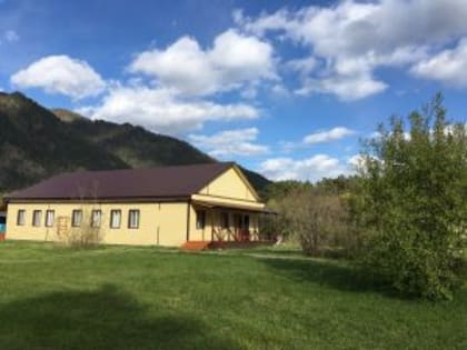 На Алтае после массового отравления детей приостановили работу лагеря