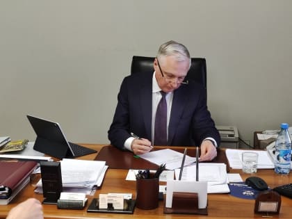 1,7 млрд рублей выделено на ремонты автомобильных дорог в городах и районах края