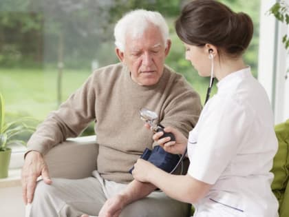 Лет до ста расти нам без старости