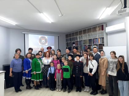 Встреча читателей и духовенства в библиотеке к празднику Покрова