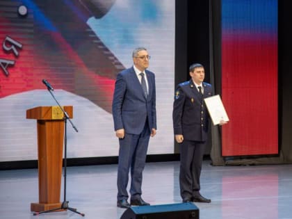 Андрей Игнатенко поздравил сотрудников следственных органов