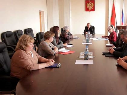 На заседании противоэпидемической комиссии обсуждены корь и энцефалит