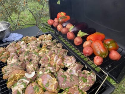 Какая еда повышает и понижает холестерин