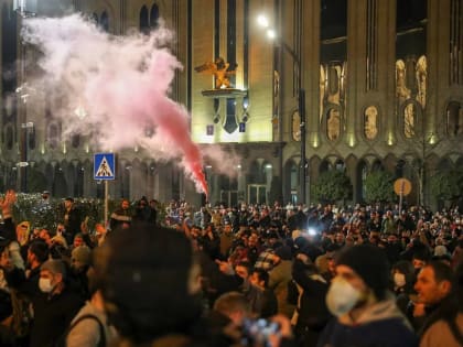 Лидер Украины Зеленский поддержал протесты в Грузии