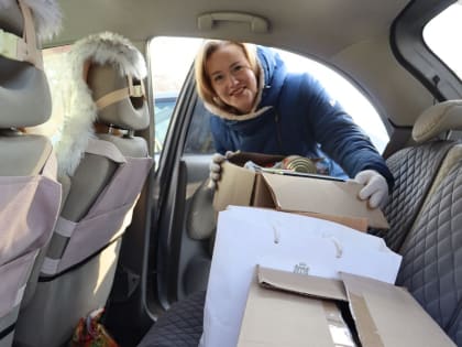 Своих не бросаем: воспитанницы Мариинской гимназии Железногорска передали гуманитарную помощь для бойцов Сосновоборска