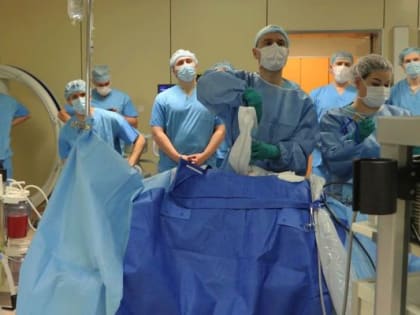 Нейрохирурги ФСНКЦ ФМБА России освоили новую методику эндоскопического лечения грыж и стенозов позвоночного канала