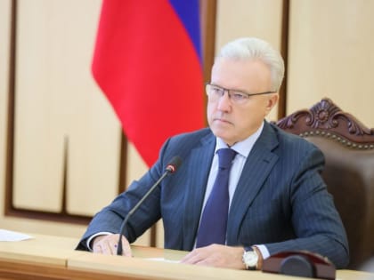 РБК сообщает о скорой отставке губернатора Красноярского края Александра Усса