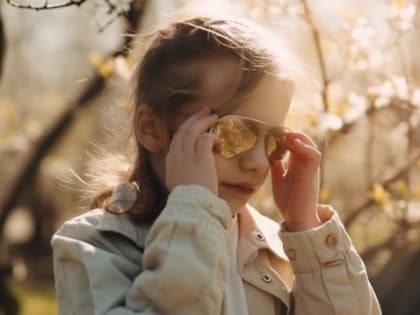 Красноярским аллергикам рассказали об опасности тополиного пуха