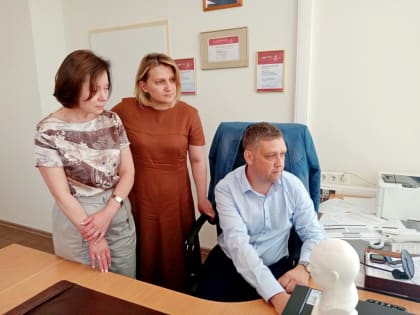 Ачинский Перинатальный центр посетили гости из столицы