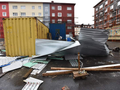 В Норильске сильный ветер сохранится до конца дня