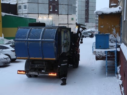Из-за нехватки техники в городе своевременно не вывозится мусор