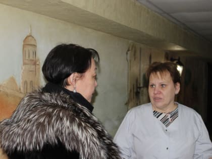 Краевую туберкулезную больницу №1 ГУФСИН посетила Уполномоченная по правам ребенка в Республике Саха (Якутия)