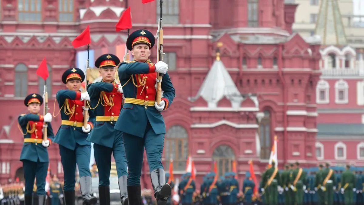 Презентация для детей парад на красной площади