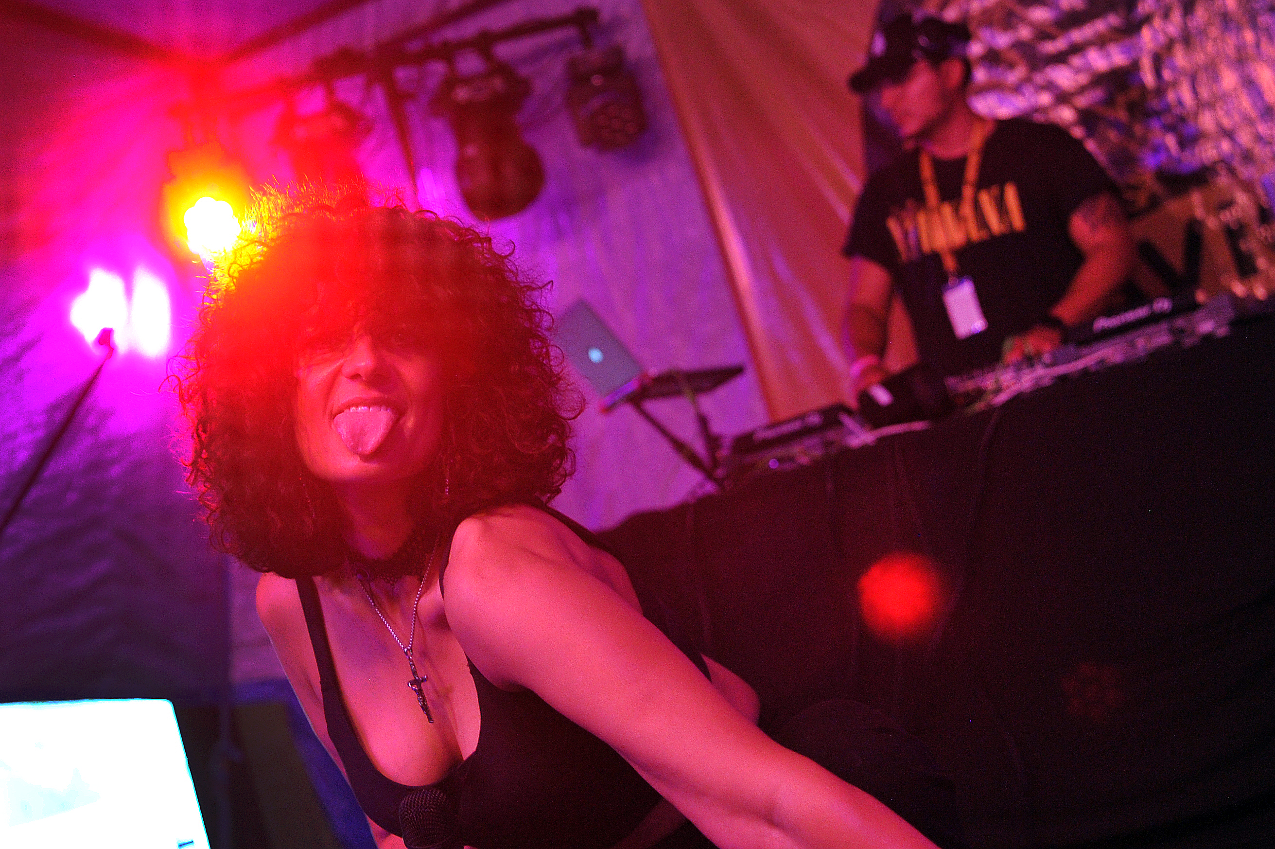 OMC Live Artist Performance