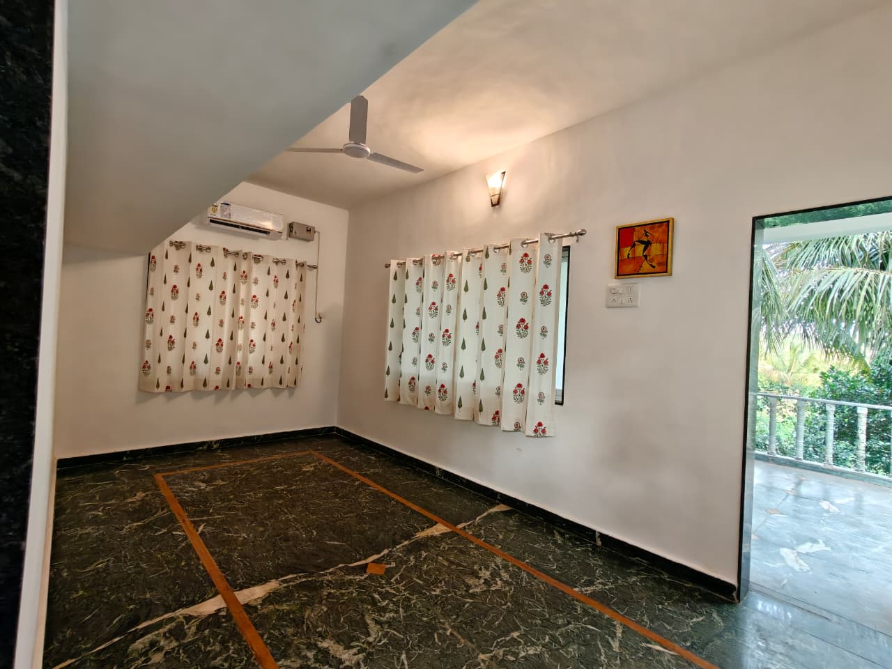 Air-conditioned drawing room on the ground floor of the ANANTA villa, Arambol