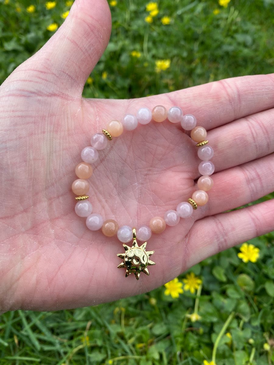 Bracelet enfant – Rayon de confiance (Quartz rose & Pierre de soleil)
