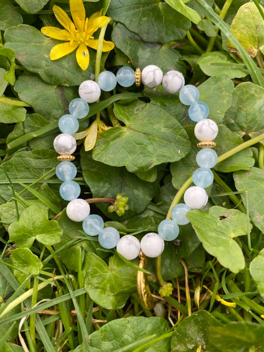 Bracelet enfant –  Calme & Équilibre (Howlite & Aigue Marine) - Image 3