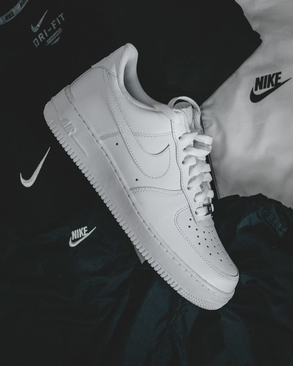 Nike Air Jordan sneaker collection buyer resale market India guide 2026