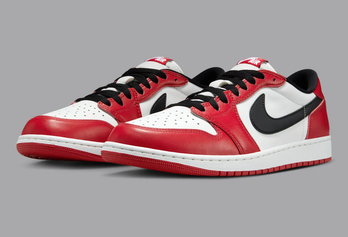 Air Jordan 1 Low OG Chicago Varsity Red colourway