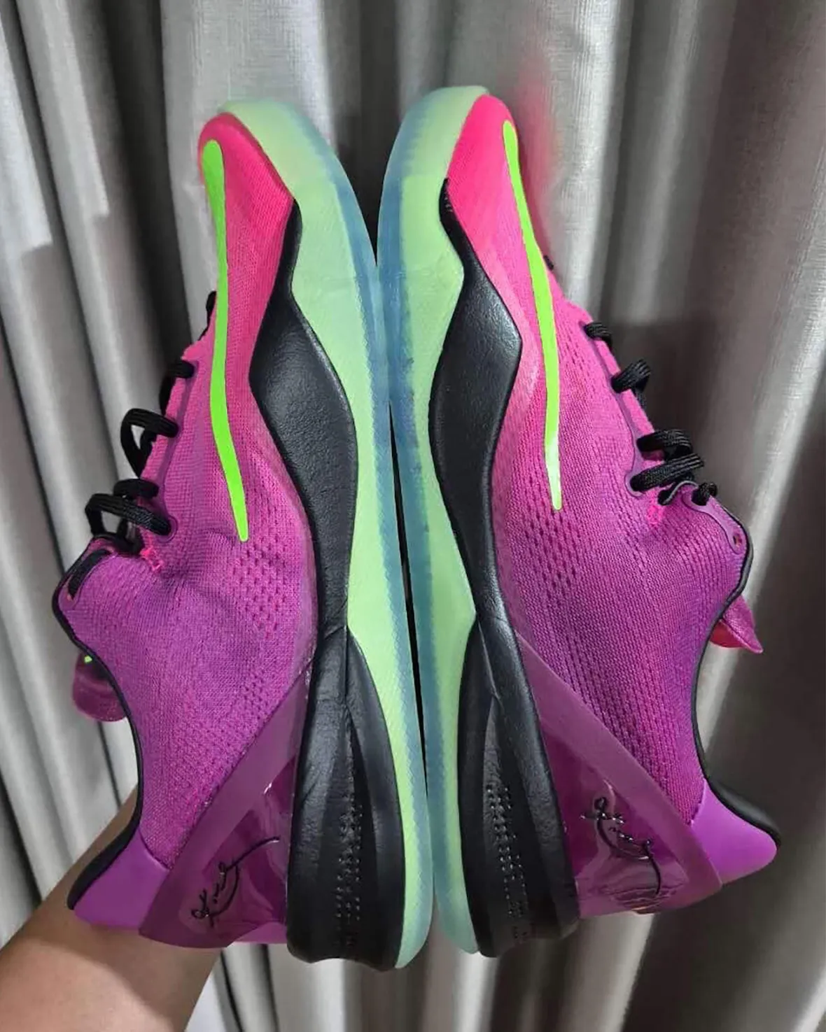 Nike Kobe 8 Protro Mambacurial IO6253-500 Red Plum Electric Green Pink Flash 2026