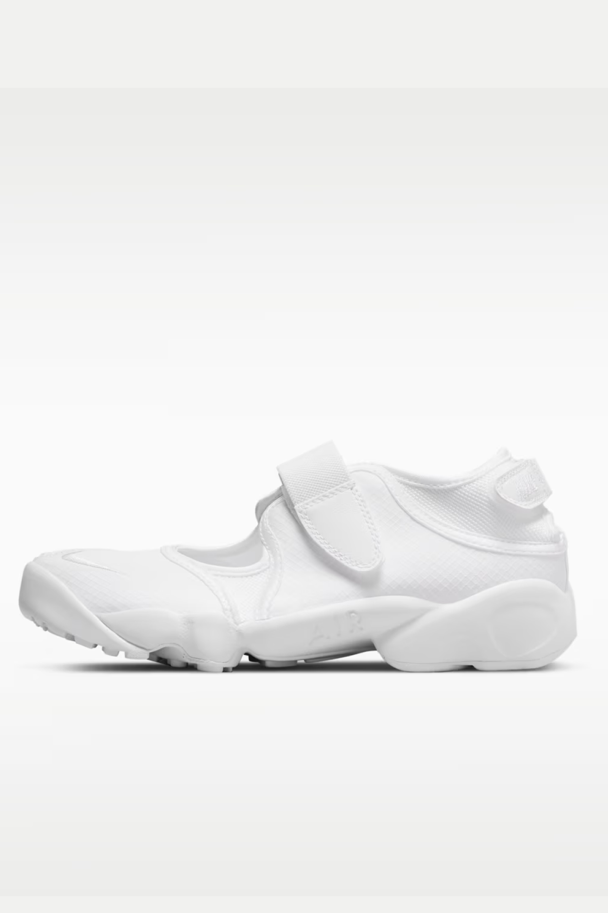Nike Air Rift Breathe Mary Jane sneaker Tabi split toe design 2026