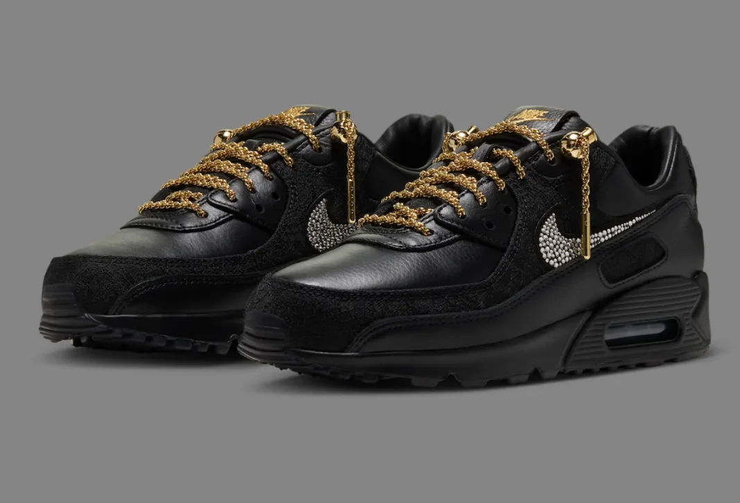 Victor Solomon x Nike "Trophies" Goes Black — Is the $499 Foamposite Worth Importing?