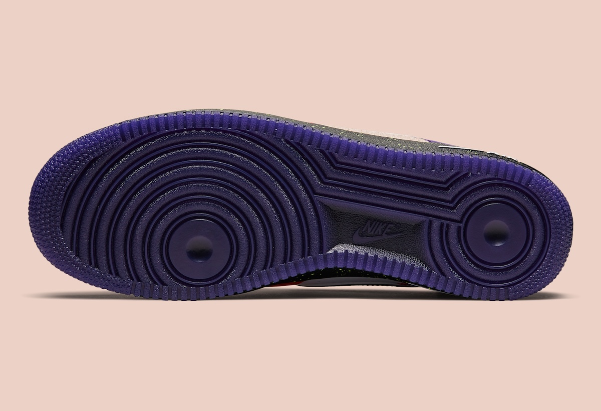 Nike Air Force 1 Low What The LA purple speckled outsole detail