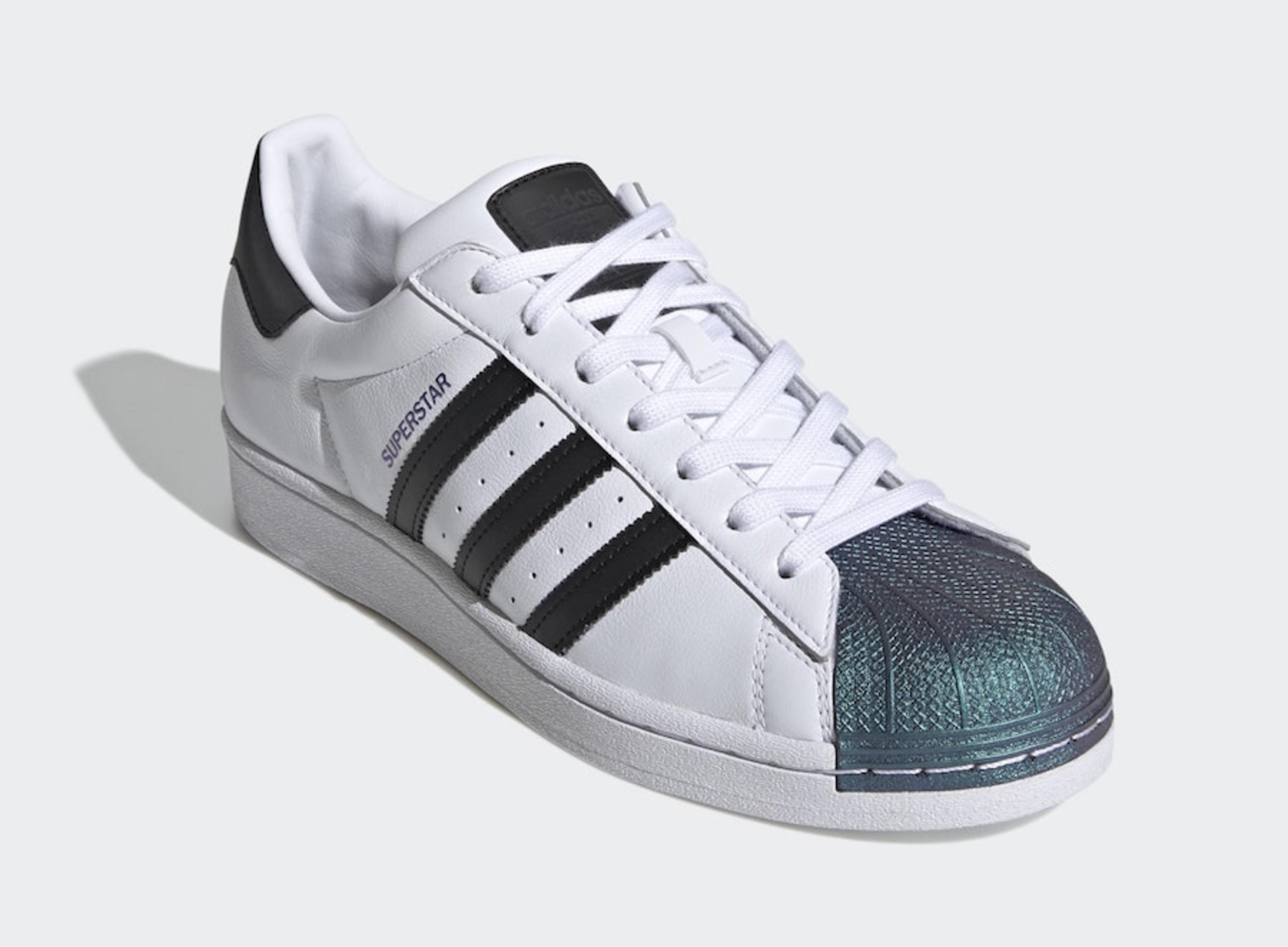 Adidas Superstar
