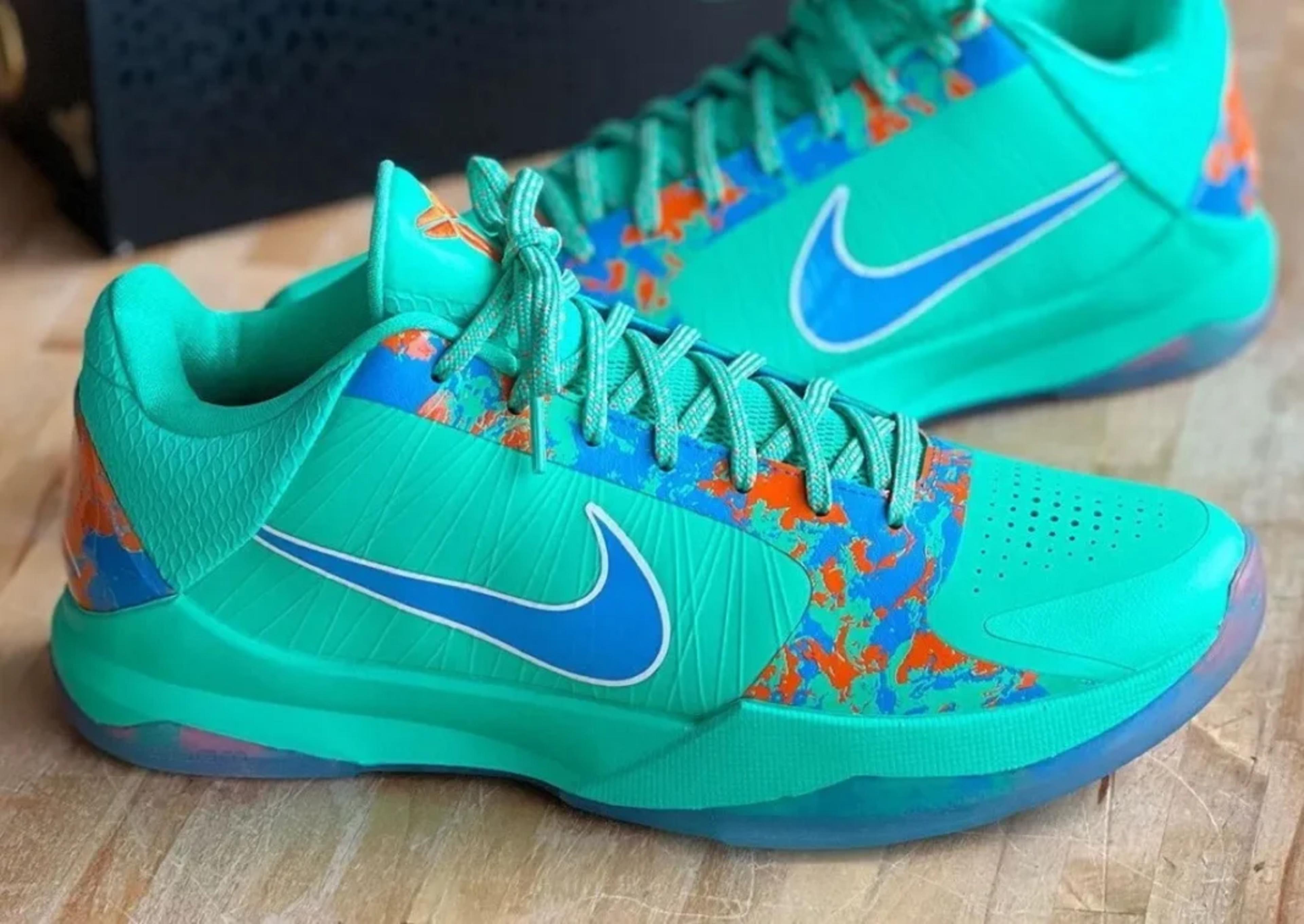 Jalen Brunson x Nike Kobe 5 Protro "NY vs. NY"