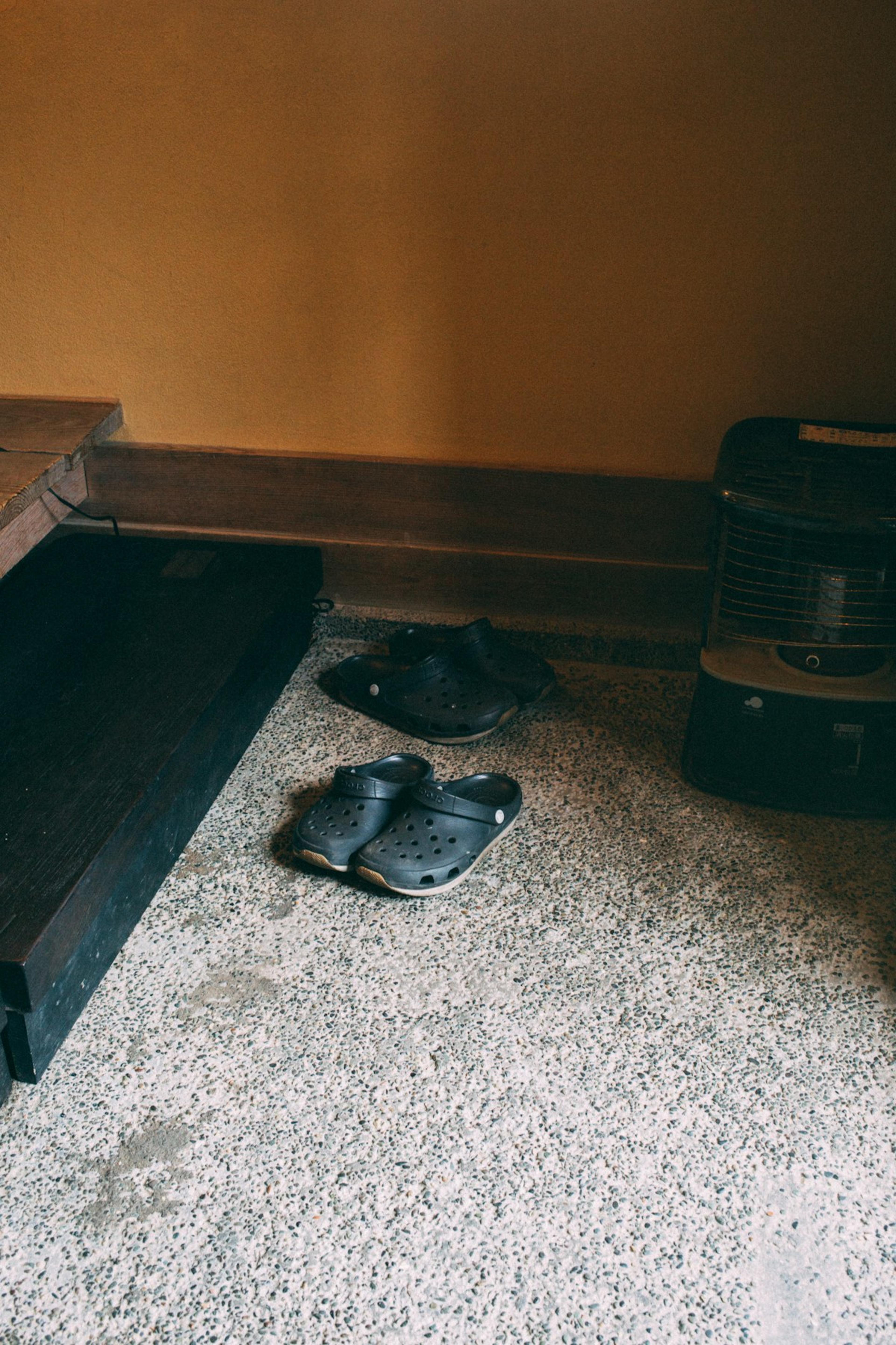 The Rise of Crocs — From "Ugly" to a ₹25,000 Crore Brand