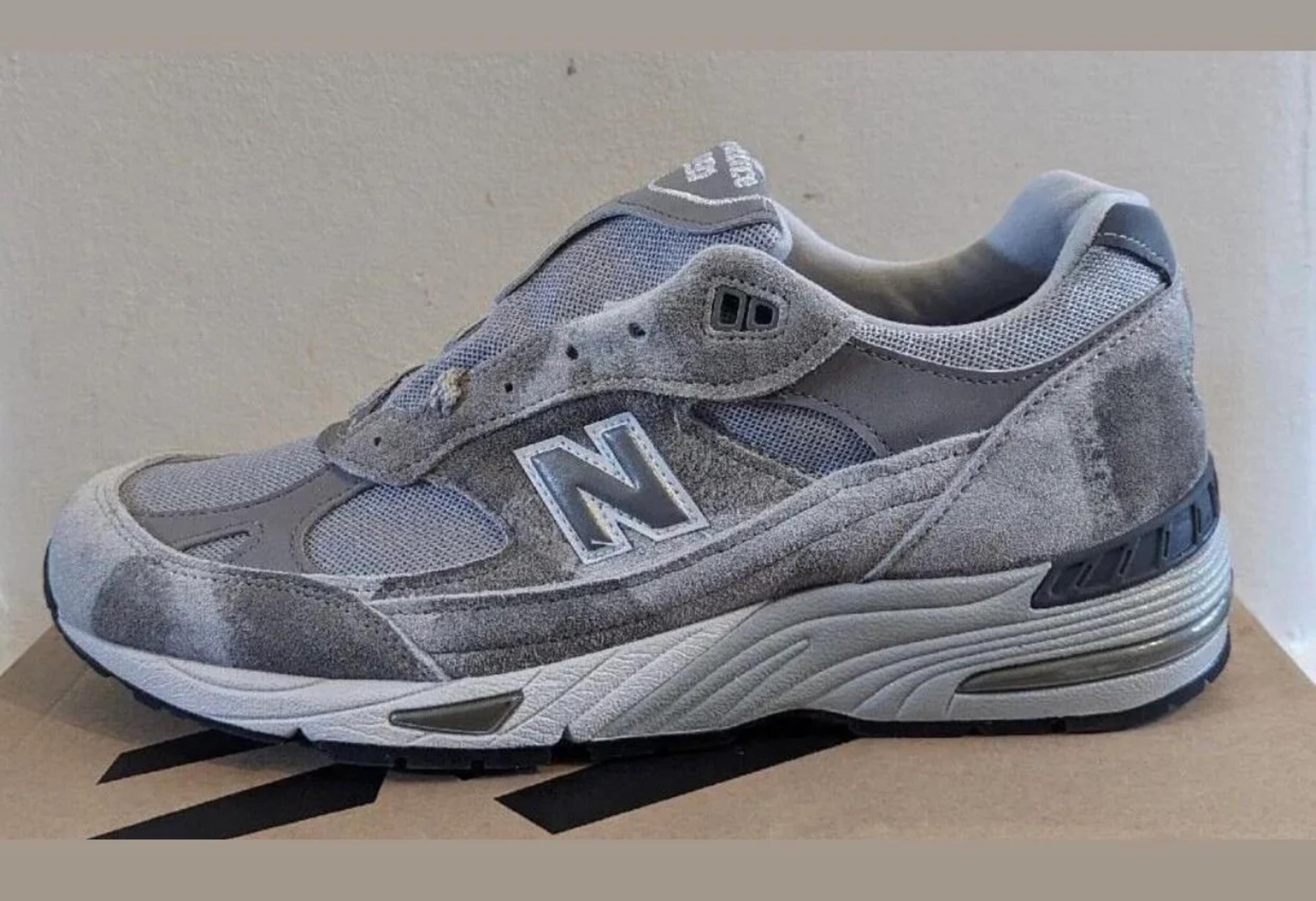 New Balance 991