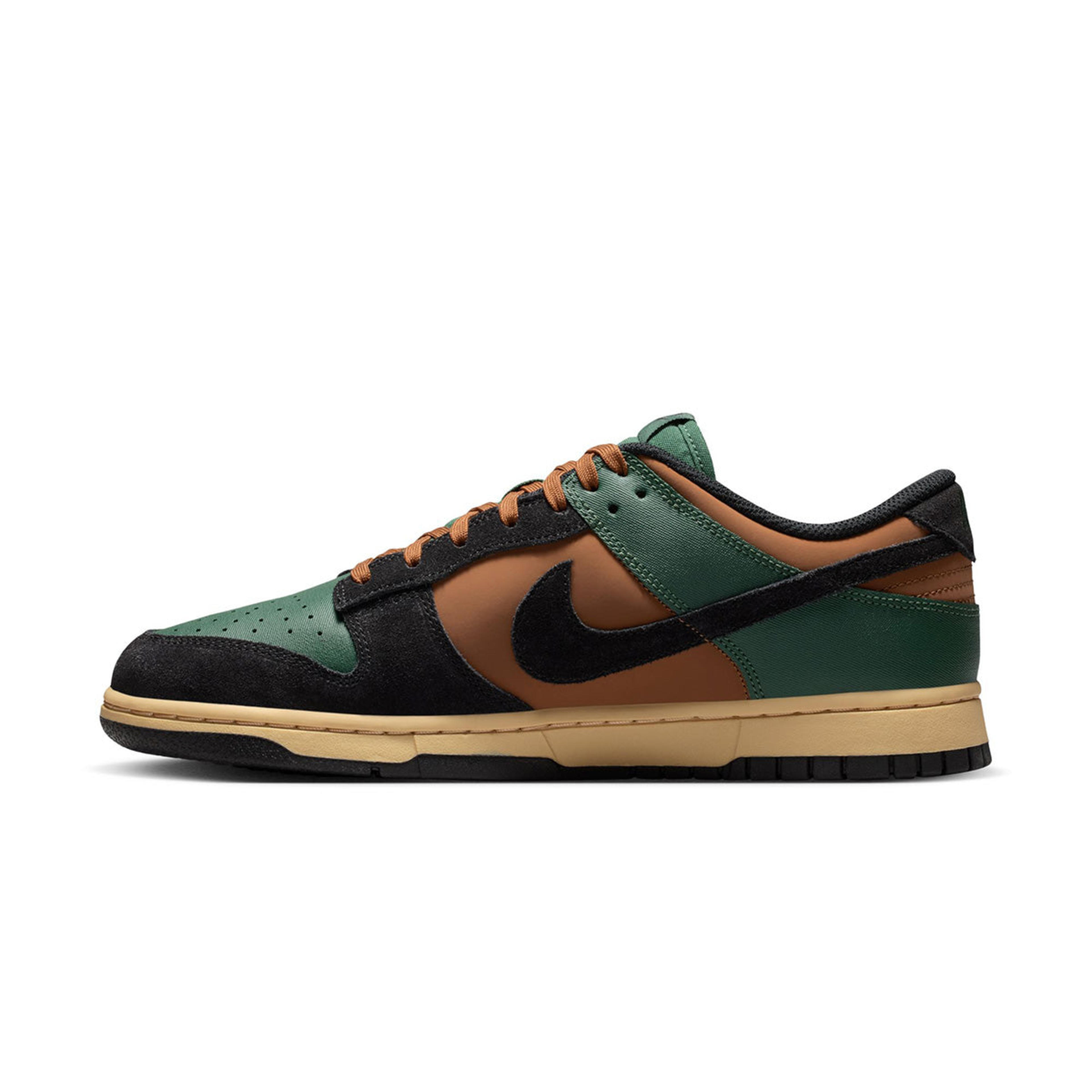 Nike Nike Dunk Low Retro view 3