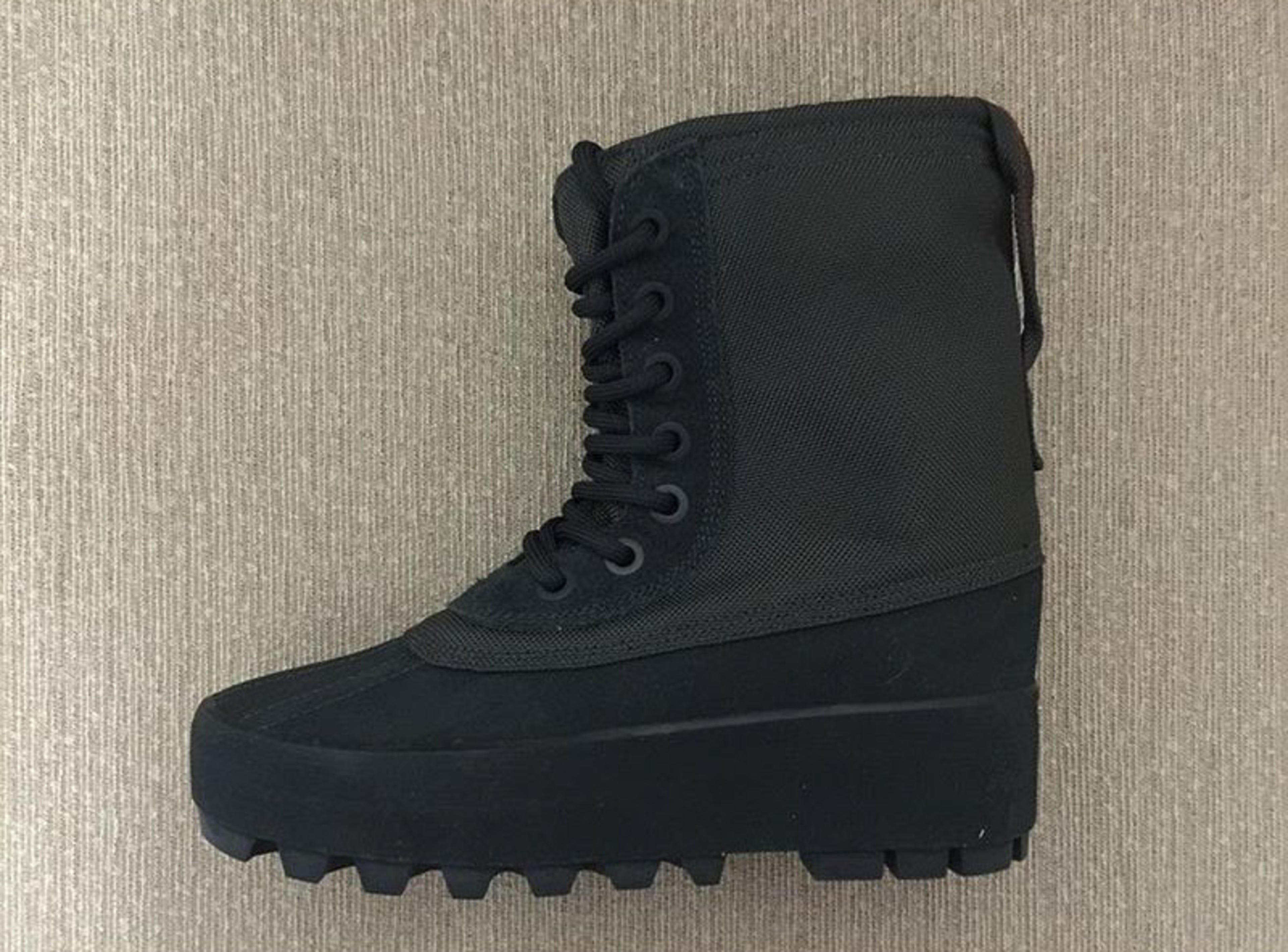 adidas Yeezy Boost 950