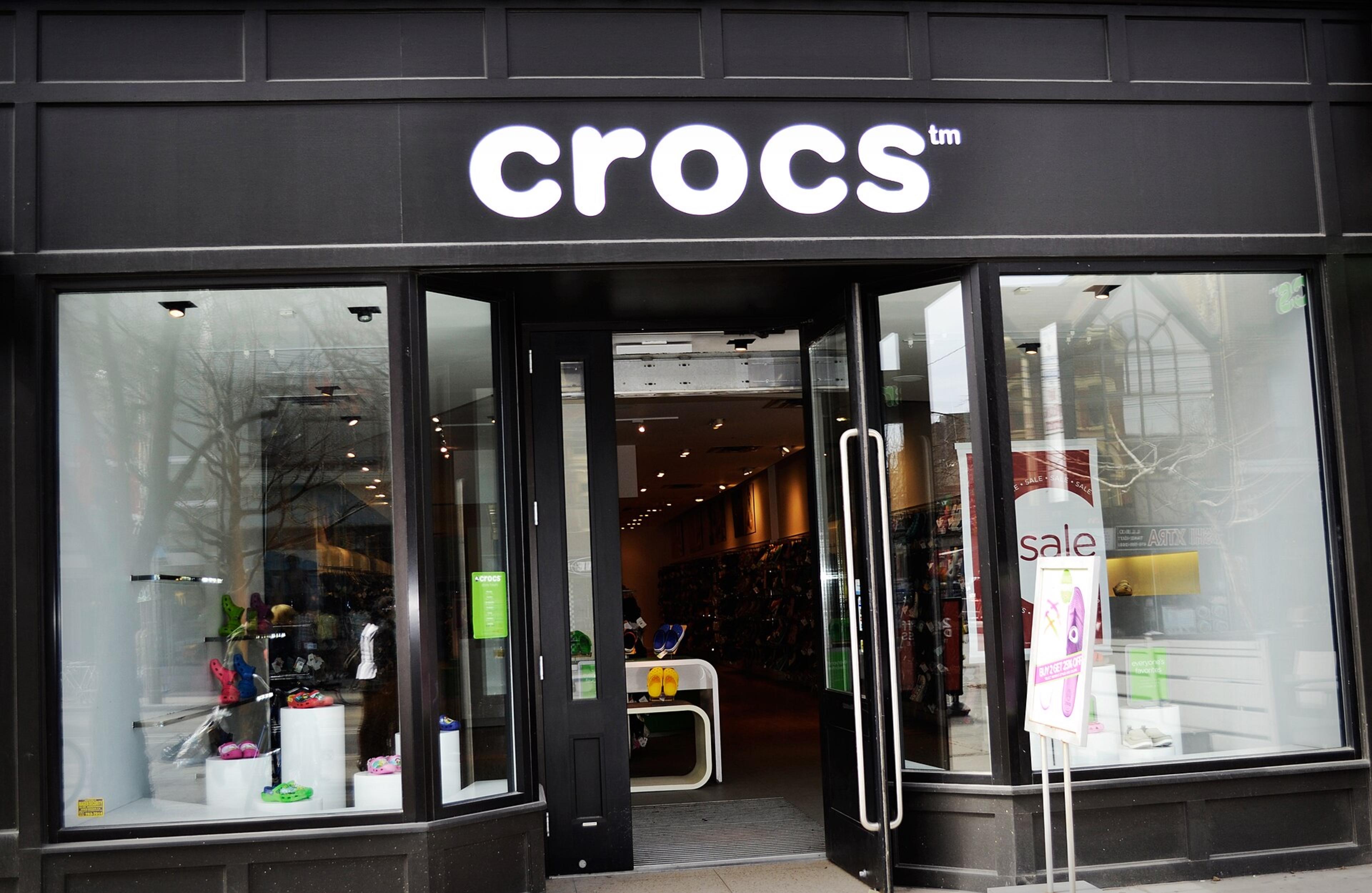 Crocs x KL Rahul "Feel It All": Inside Crocs' Festive Push in Its New Tier 1 Market, India