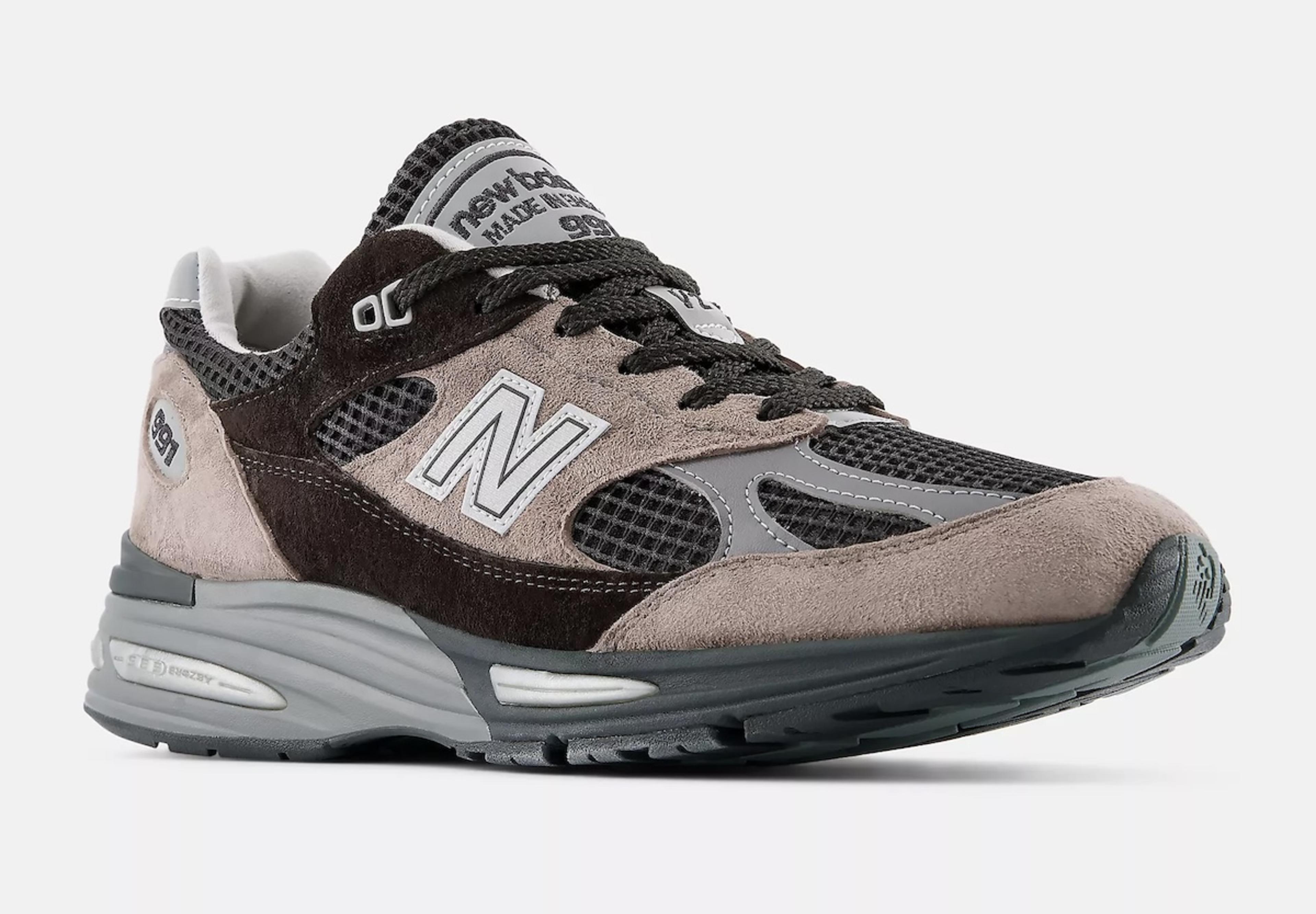 New Balance Made in UK 991v2 "Iron/Mulch" view 2