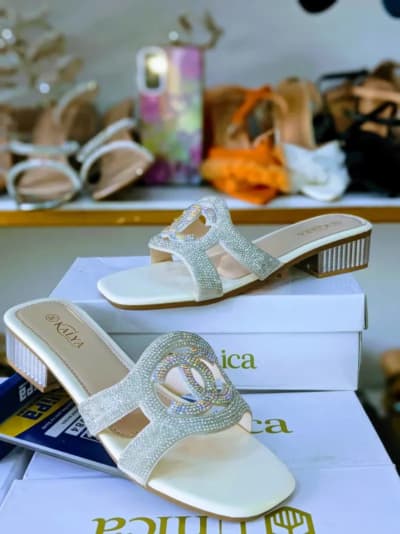 Women shoes