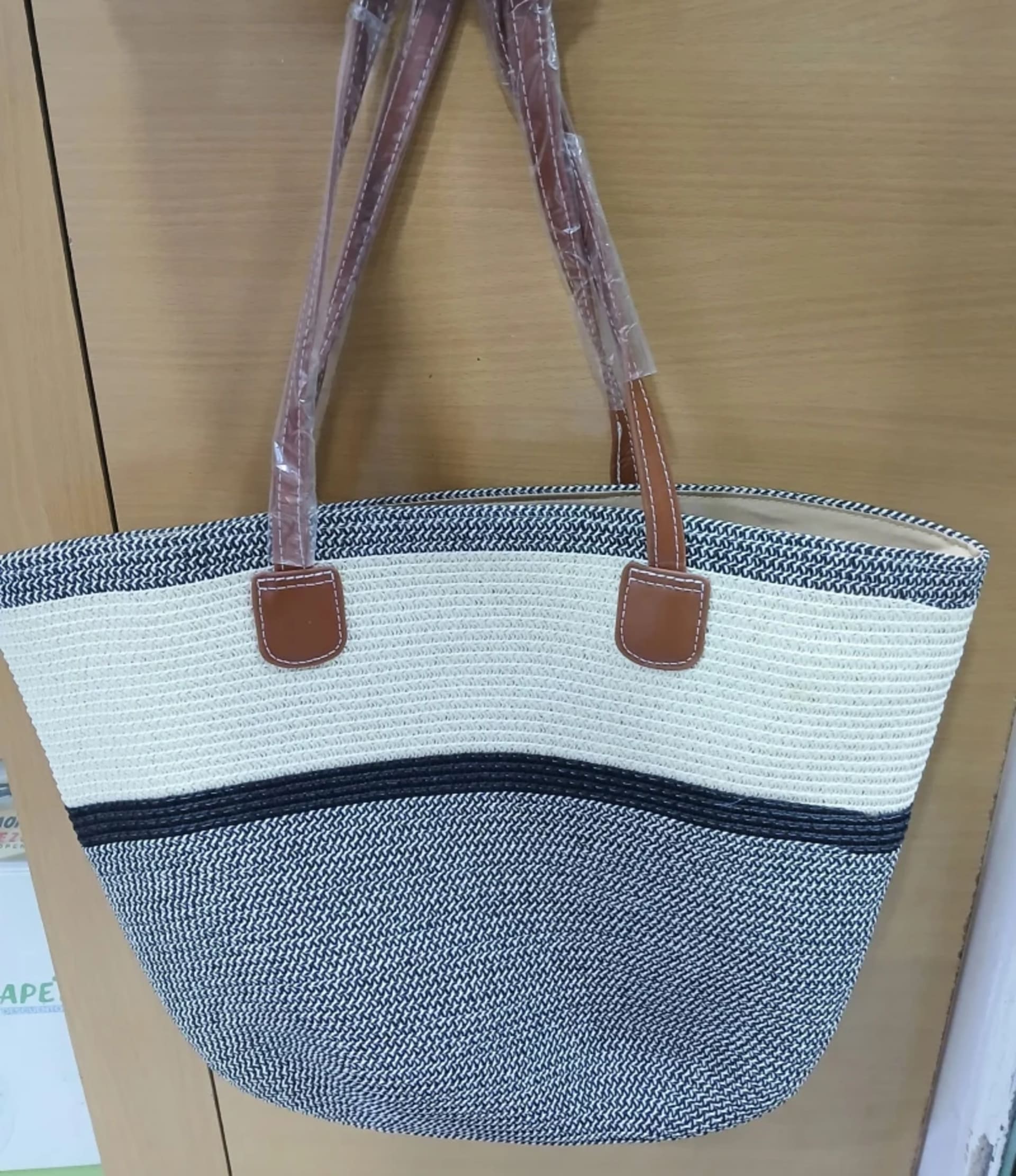 Hands bags