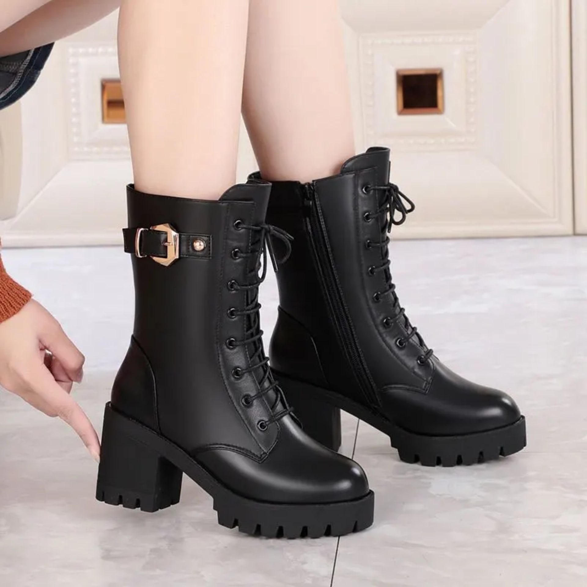 Women's boots 