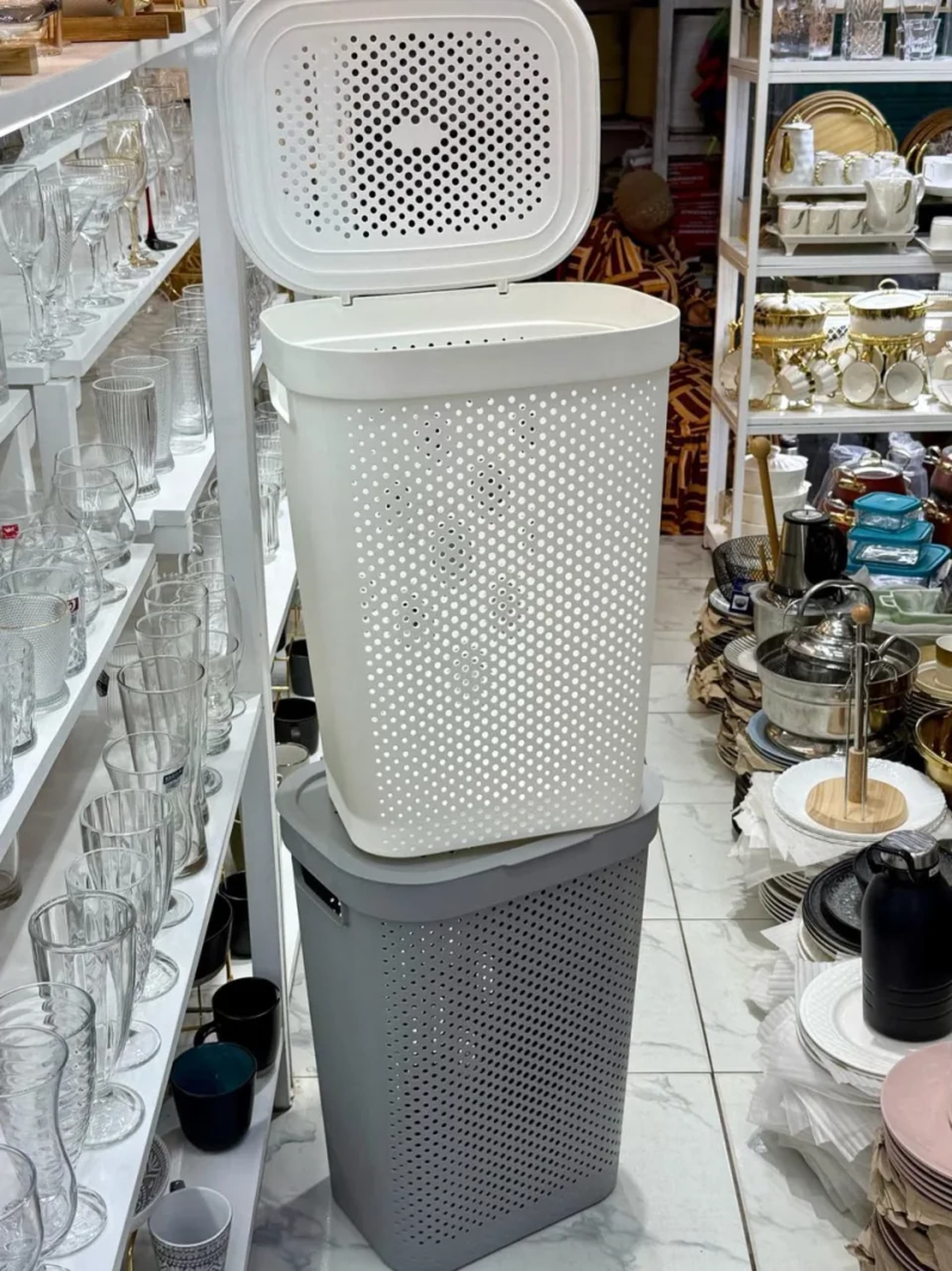 Dustbin