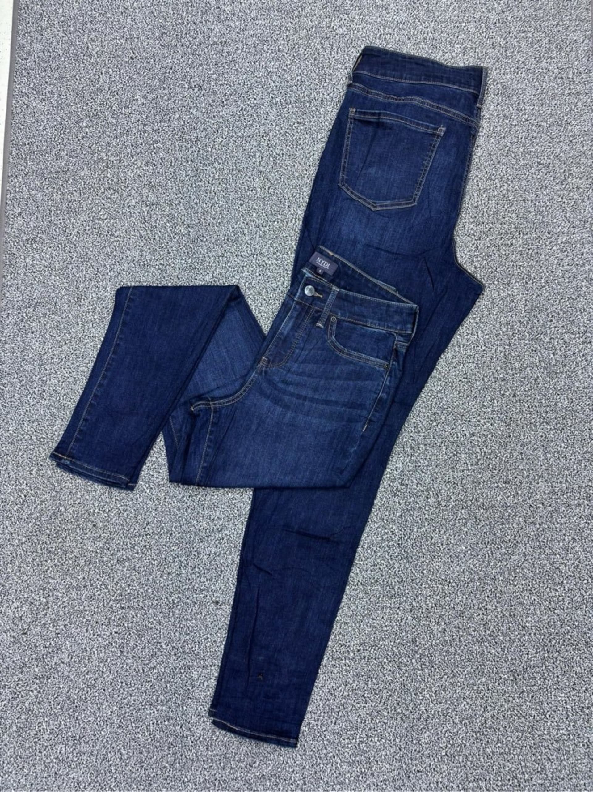 Skinny jeans