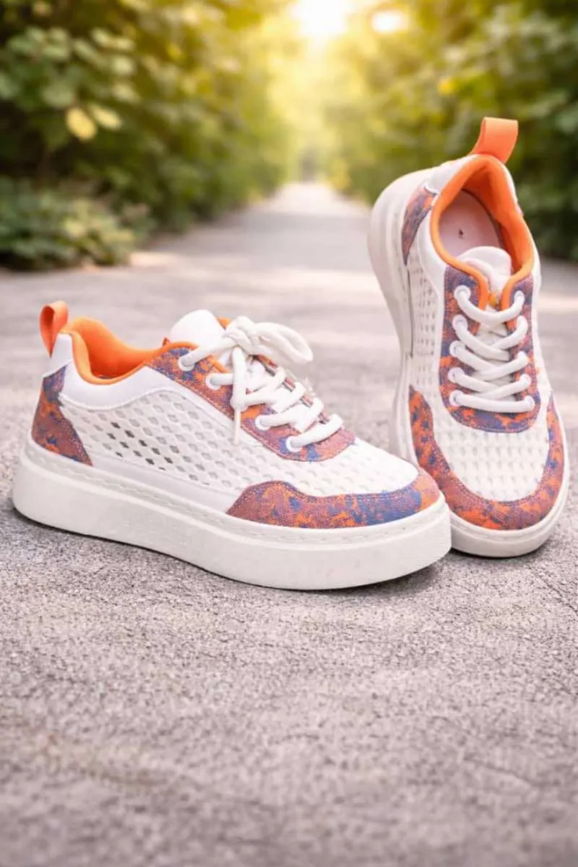 CLASSIC SHOES