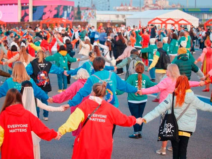 Участники Всемирного фестиваля молодежи установили мировой рекорд