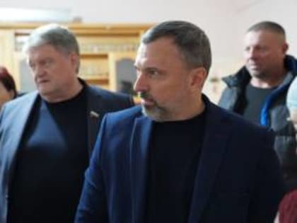 Дмитрий Лоцманов на встрече с сельхозпроизводителями сообщил, что теперь государство будет возмещать затраты на закупки молодняка крупного рогатого скота (КРС)